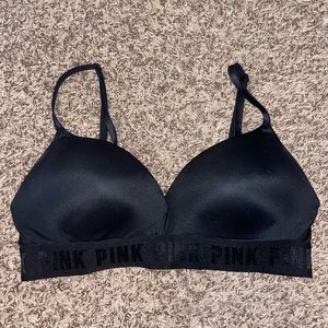 PINK wear everywhere wireless lightly lined bra